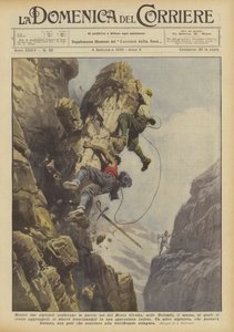 Enquanto dois alpinistas subiram a face leste de Monte Civetta, nas Dolomitas, a rocha