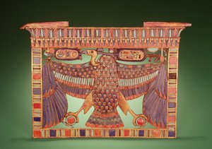 Pylon peitoral decorado com o urubu do Alto Egito, a partir do túmulo de Tutancâmon (c.1370-52 aC) Novo Reino (cloisonne ouro incrustado com pasta de vidro)